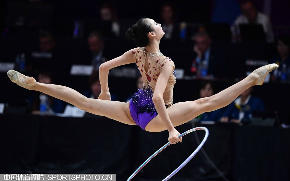 利物浦切尔西双双翻车，阿森纳笑纳5分大礼，争冠只剩两支队？