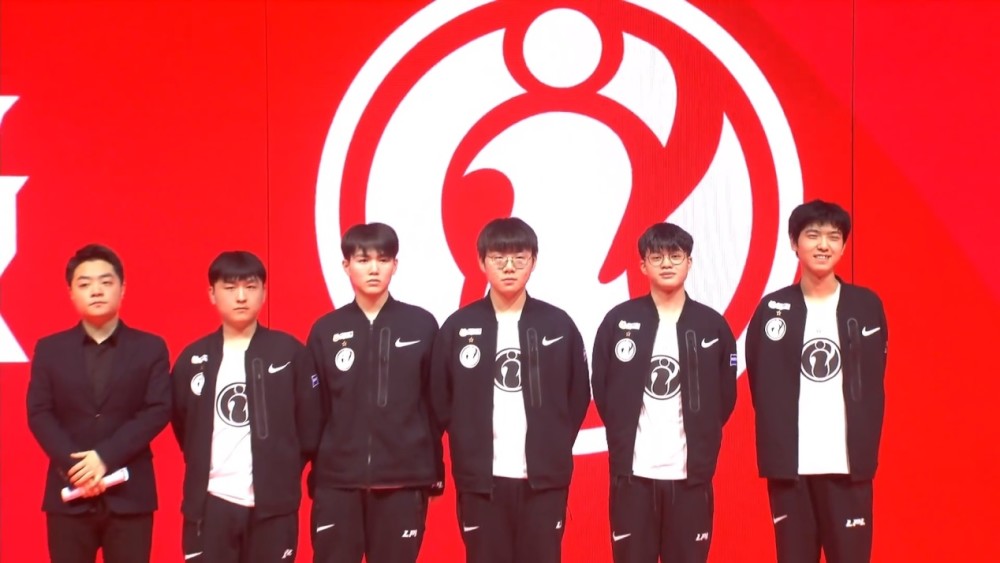 经是球队重 经是球队重