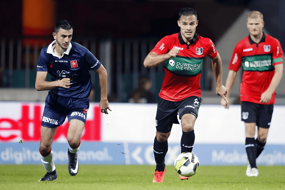 正在深刻影 正在深刻影