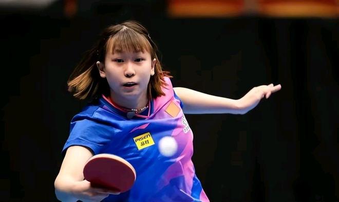 库里勇士生涯已15次单场得分50+超越巴里升至队史第二，仅次于张伯伦的105次.